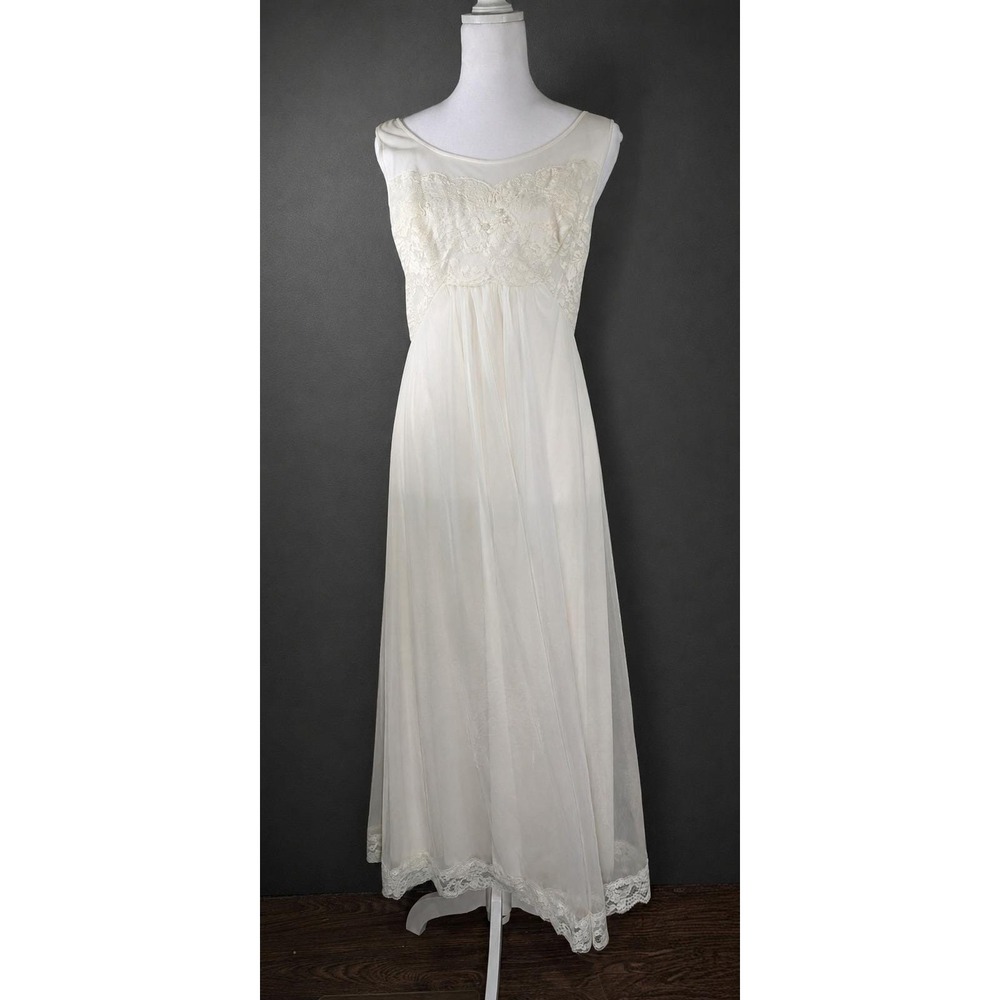 Vintage Shadowline Ivory Nylon Lace gown Small Sleeveless Empire Maxi Bridal